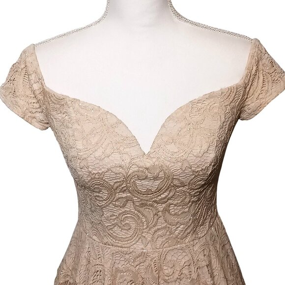 B. Smart Lace Fit & Flare Mini Dress w/ Sweetheart Neckline Molded Cups Size 7 - Picture 2 of 12